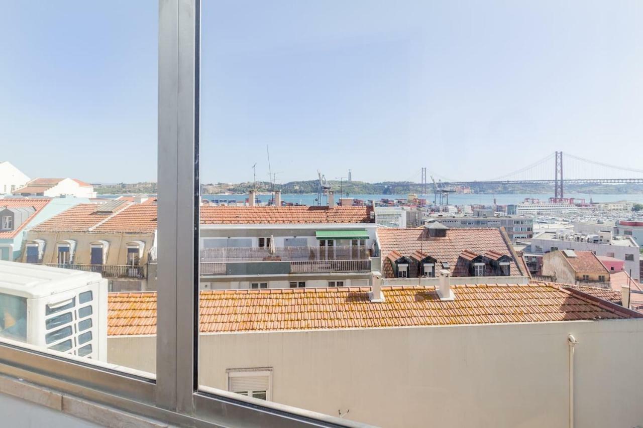 Ola Lisbon - Lapa With Panoramic View II Lägenhet Exteriör bild